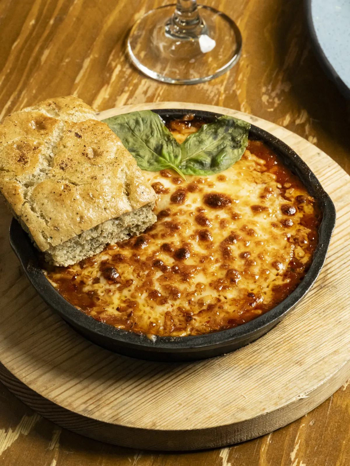 Gratinado recién servido en MIAMO